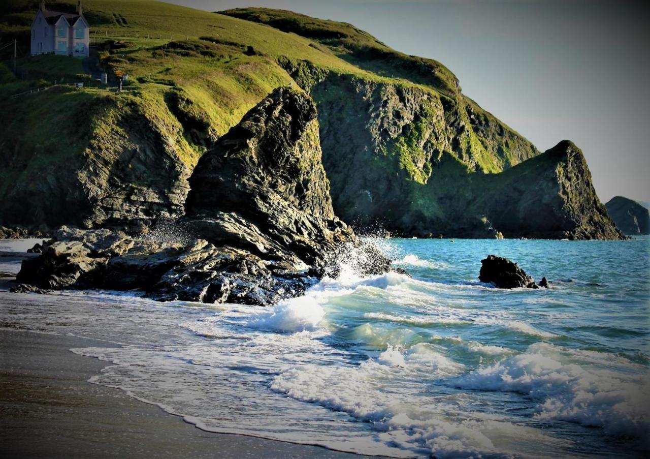 Ffynnon Fendigaid Bed And Breakfast Aberporth Kültér fotó
